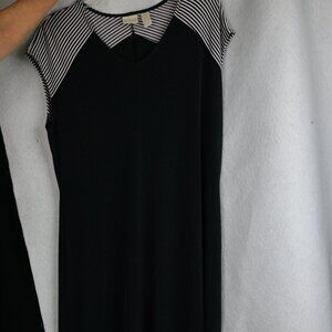 Chico's Black/White Stripe Maxi Dress Knit Short Sleeve Size 2